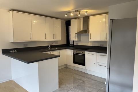 2 bedroom flat for sale, BRITTEN CLOSE CHANDOS WAY, GOLDERS GREEN, NW11