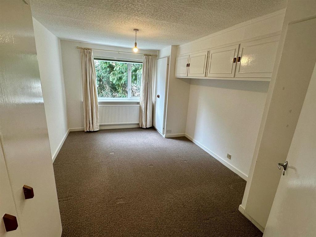 Bedroom2.jpg