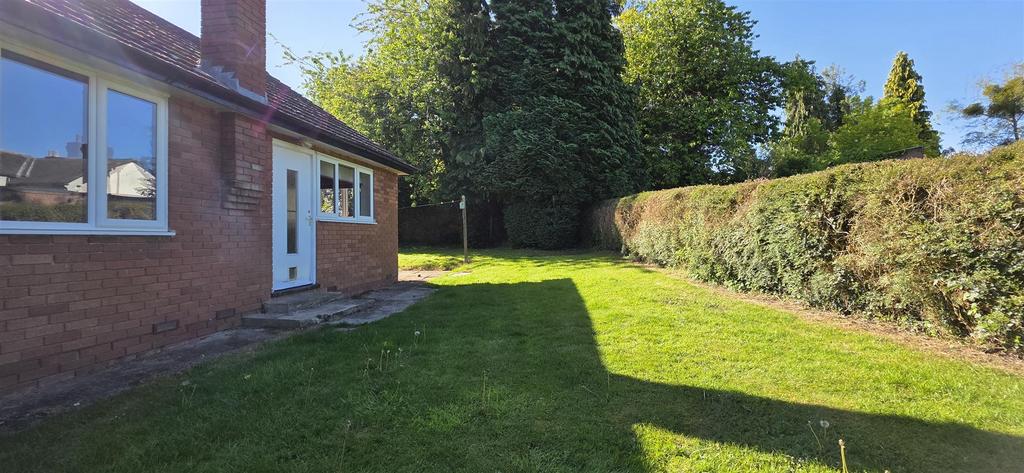 Garden Side.jpg