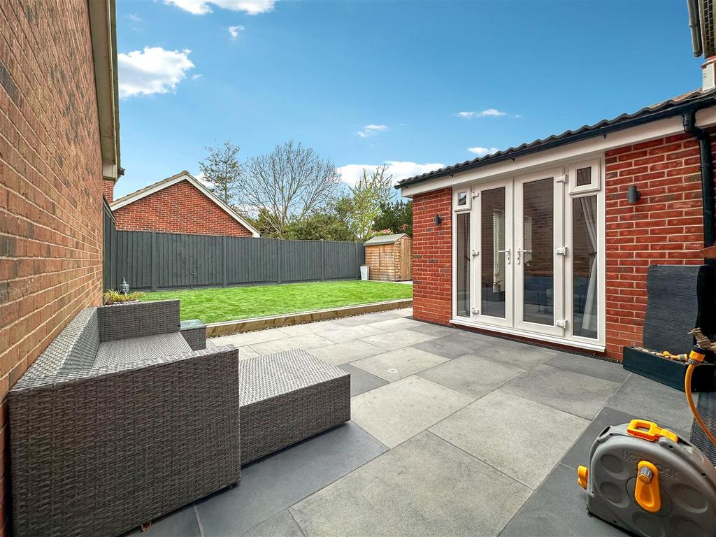 Lovely Landscaped Garden 233
