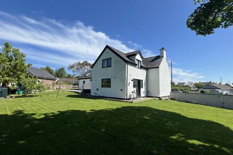 undefined, Talwrn, Llangefni, Anglesey, LL77