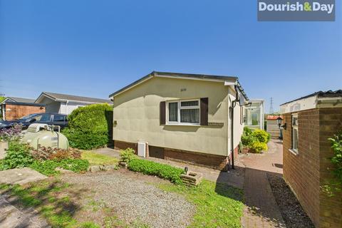 2 bedroom park home for sale, Lodgefield Park, Stafford ST17