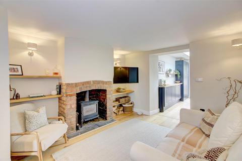 3 bedroom cottage for sale, Gastons Road, Malmesbury