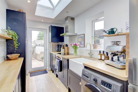 3 bedroom cottage for sale, Gastons Road, Malmesbury