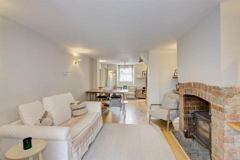 23 Gastons Road, Malmesbury, SN16 0BD