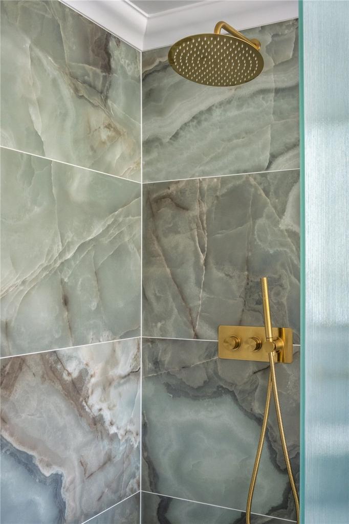 Principal Bathroom
