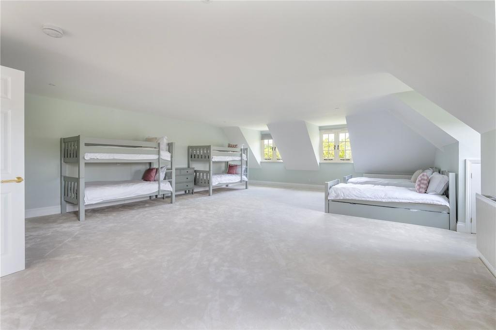 Bedroom Seven