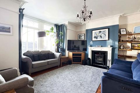 4 bedroom semi-detached house for sale, The Brent, Dartford DA1