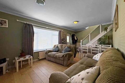 7 Thomasville, Caerphilly, CF83 2RE