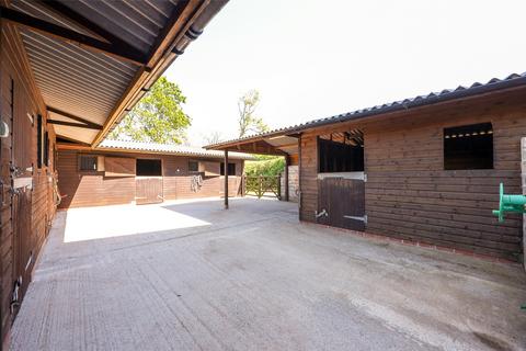 6 bedroom equestrian property for sale, 23.37 Acres - Modbury, Devon PL21