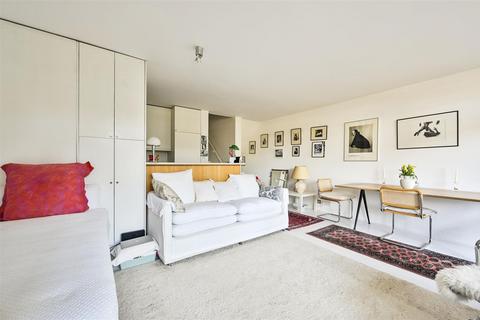 1 bedroom apartment for sale, Barbican, London EC2Y