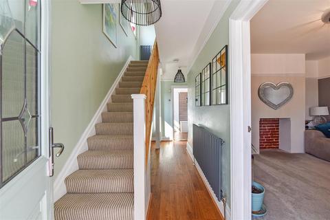 5 bedroom detached house for sale, Stakes Road, Purbrook