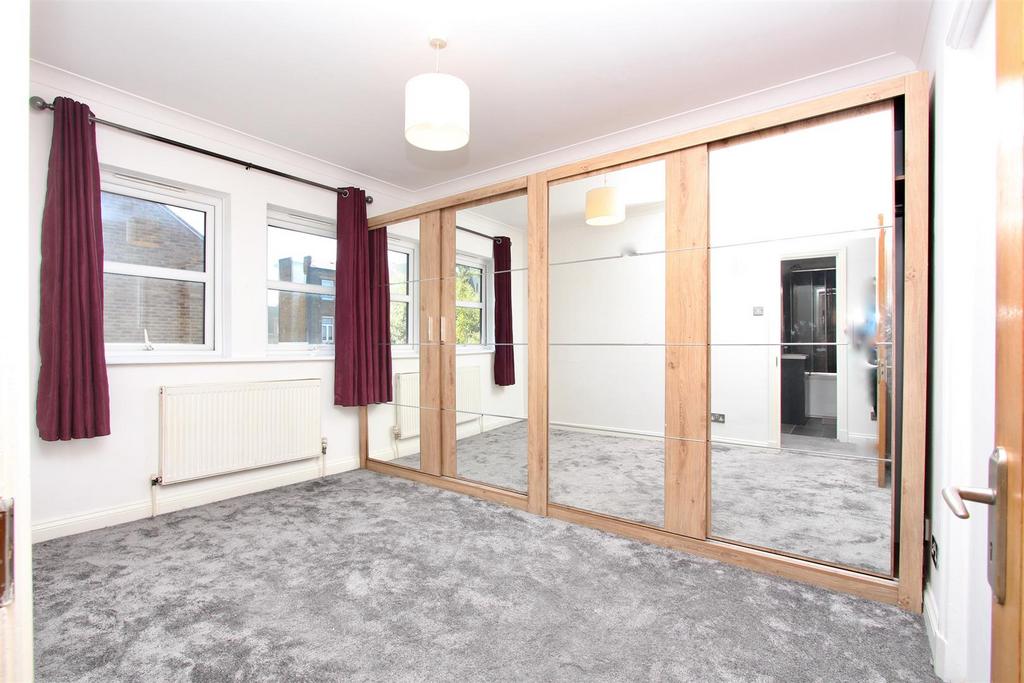 Pegasus Close, N16