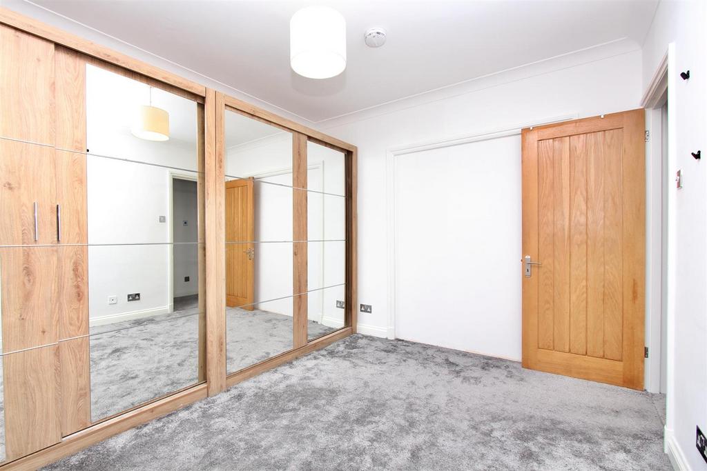 Pegasus Close, N16