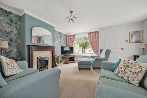 3 bedroom end of terrace house for sale, Beechings Way, Gillingham ME8