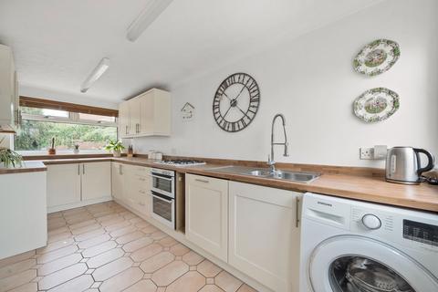 376 Beechings Way, Rainham, Gillingham, ME8 7BJ