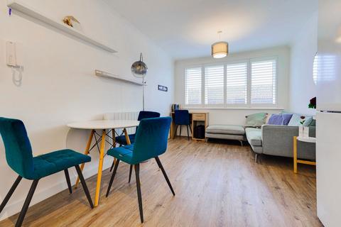1 bedroom flat for sale, Kensington Place, Jersey JE2