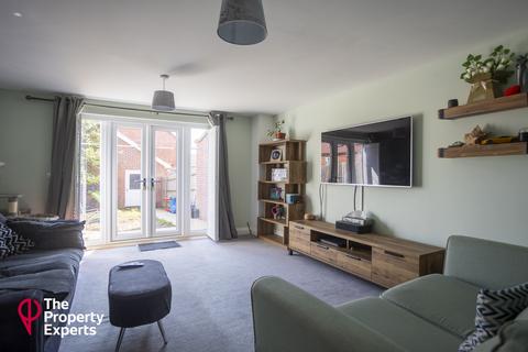 3 bedroom terraced house for sale, Forest Road, Reading, RG5