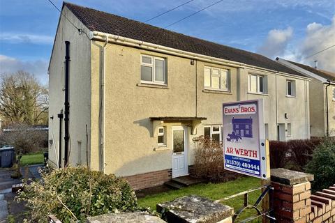 3 bedroom house for sale, Llanwnnen, Lampeter