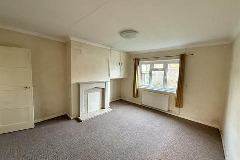 3 bedroom house for sale, Llanwnnen, Lampeter