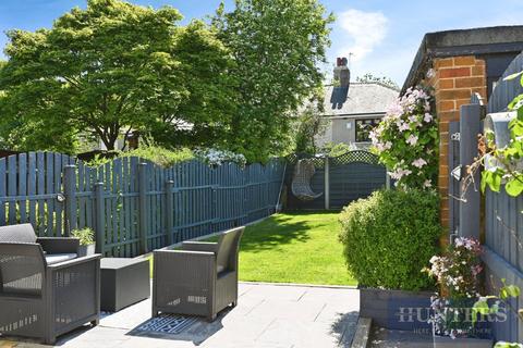 3 bedroom semi-detached house for sale, Moorside Gardens, Bradford