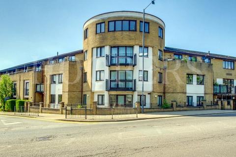 2 bedroom flat for sale, Neasden Lane, London, NW10