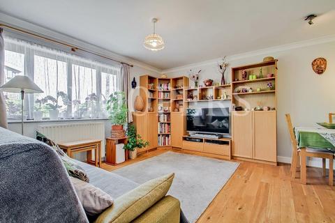 2 bedroom flat for sale, Neasden Lane, London, NW10