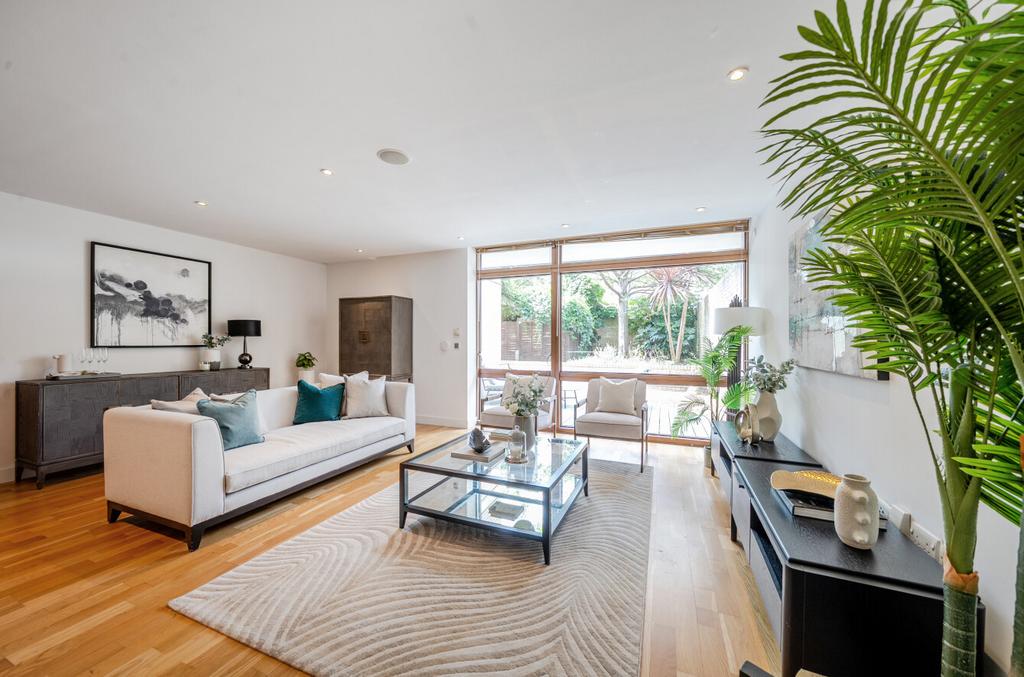 1318271-3-6863d3b...