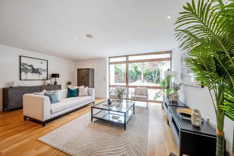 3 bedroom apartment for sale, Lymington Road, West Hampstead, NW6