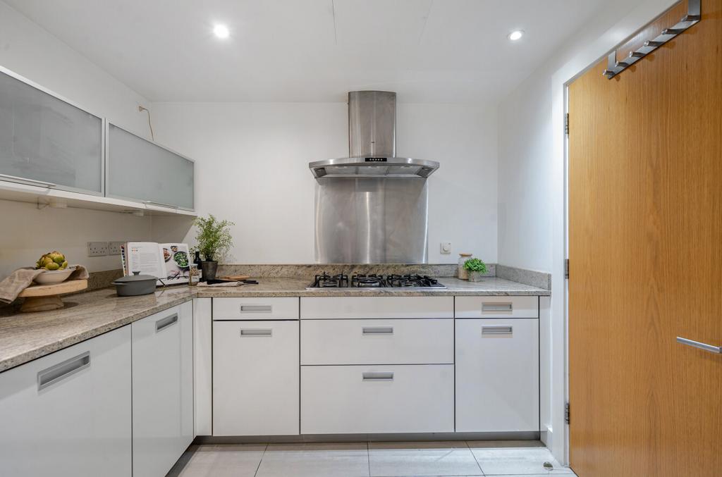 1318271-14-6863d8...