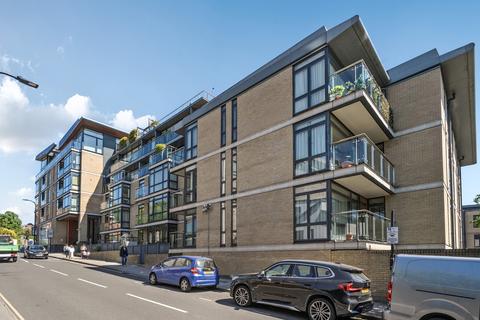 3 bedroom apartment for sale, Lymington Road, West Hampstead, NW6