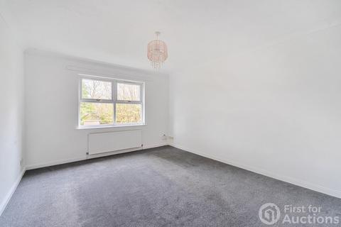 undefined, Vesey Close, Farnborough, Hampshire