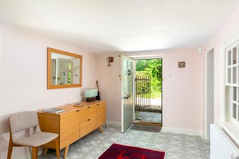 Culvert Cottage Upton, East Knoyle, Salisbury, SP3 6BW
