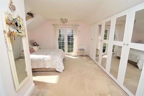 Marlborough Bicknacre Road, Danbury, Chelmsford, CM3 4ES