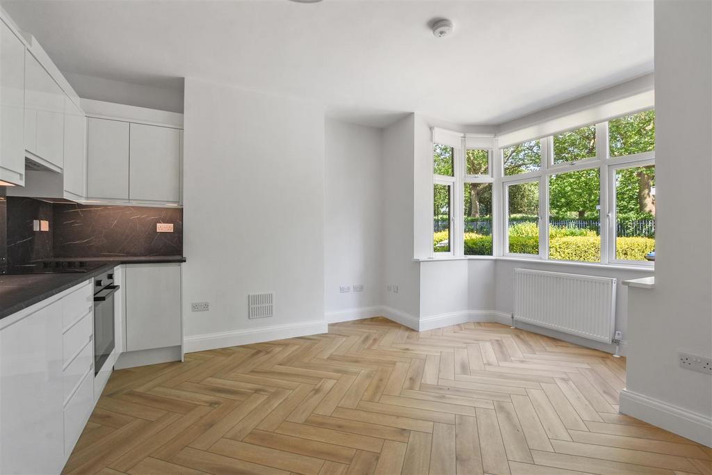 14-8ccb GCWT - 84 Longstone Ave - Reception -Origin