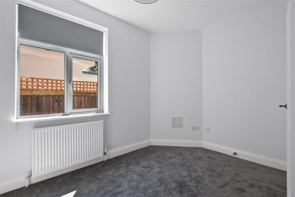 04-6a40 GCWT - 84 Longstone Ave - Bedroom 4 -Origin