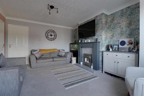 2 bedroom semi-detached house for sale, Ian Road, Newchapel