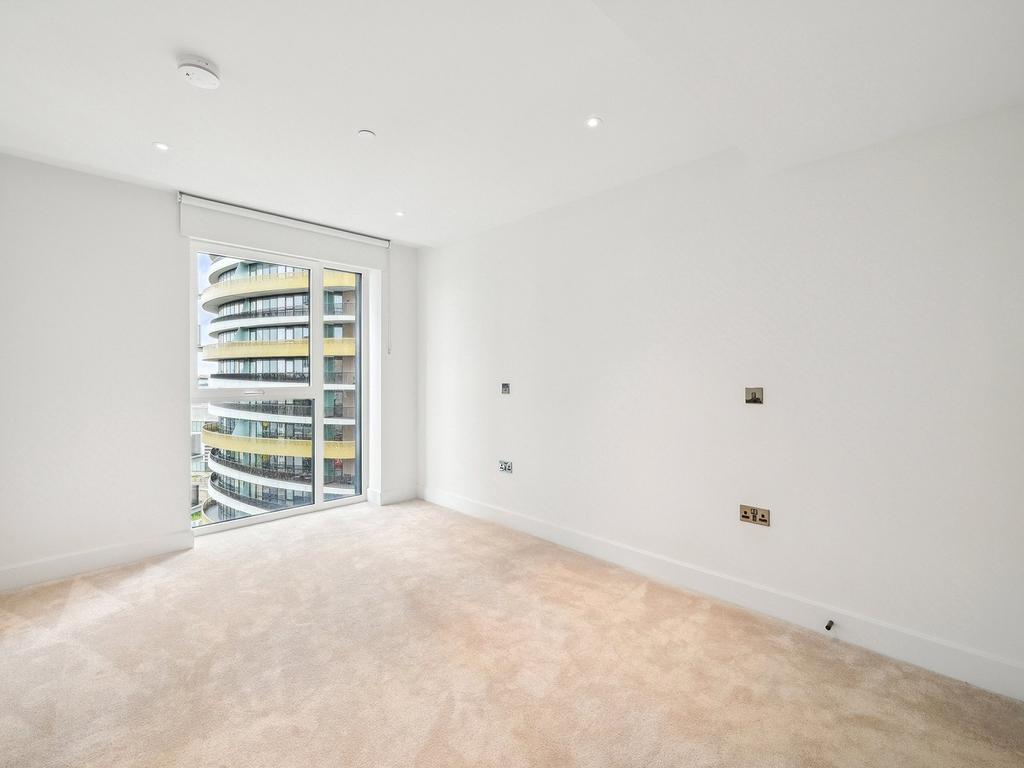 Reflection Apartment