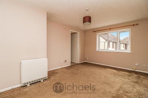 2 bedroom apartment to rent, California Close, Highwoods, Colchester, CO4 9SG