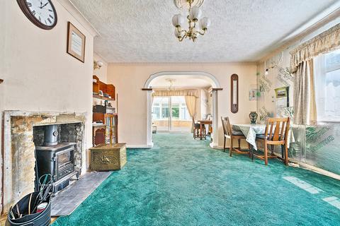 52 Woodlands Road, Orpington, BR6 6EB