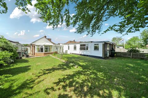 52 Woodlands Road, Orpington, BR6 6EB