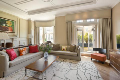 6 bedroom terraced house for sale, Wycombe Square, London, W8