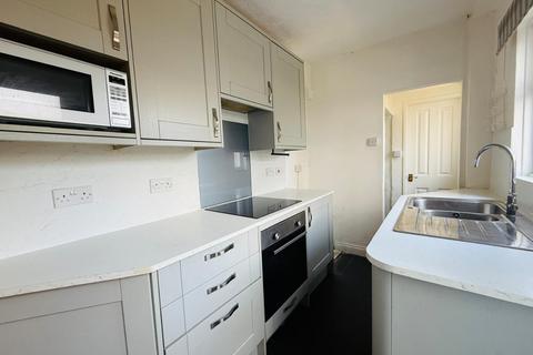 3 bedroom end of terrace house to rent, Shortlands Road, Sittingbourne