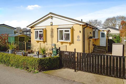 2 bedroom park home for sale, Beverley, Yorkshire, HU17