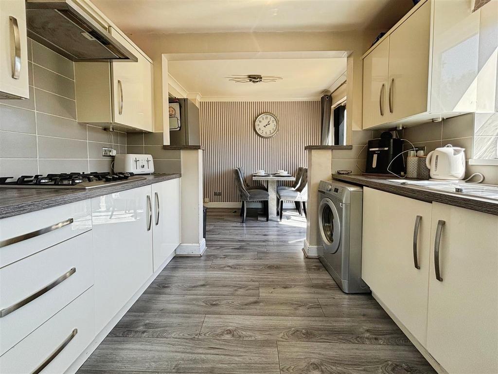 Dining Kitchen