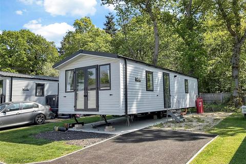 2 bedroom park home for sale, Emms Lane, Brooks Green, Horsham, West Sussex