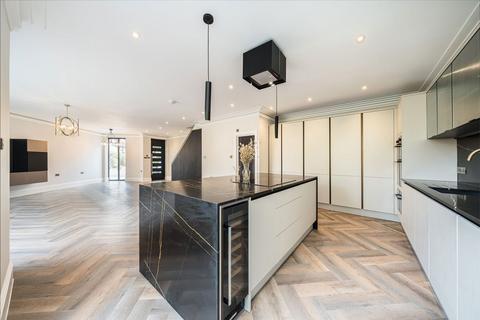 3 bedroom detached house for sale, Boveney Road, London SE23