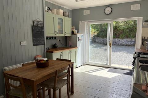 undefined, Maenclochog, Clynderwen
