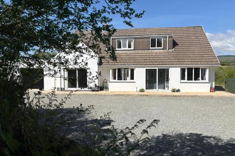 undefined, Maenclochog, Clynderwen