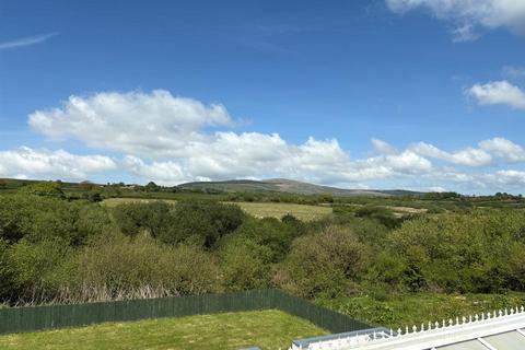 undefined, Maenclochog, Clynderwen